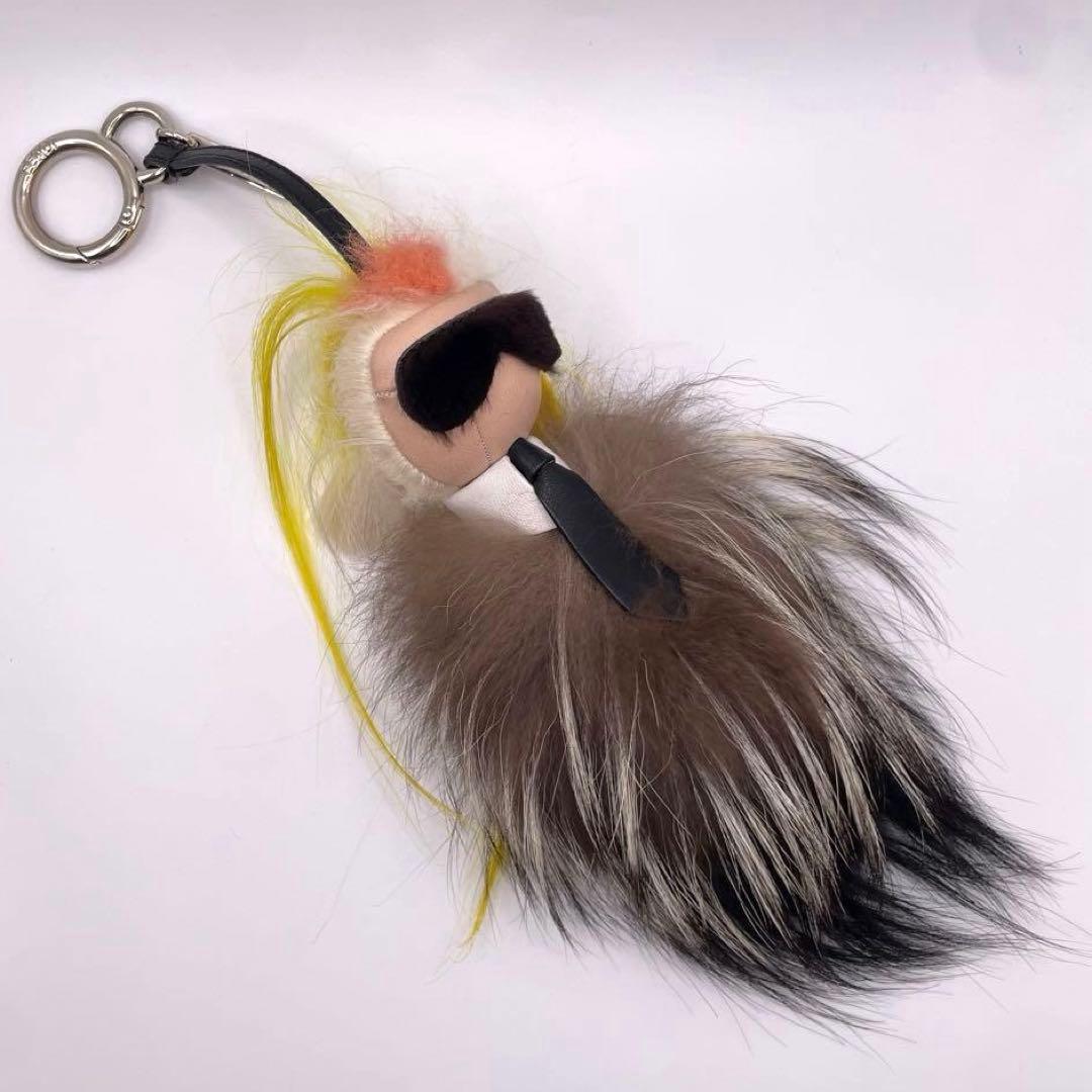 レア FENDI カールラガーフェルド チャーム キーホルダー　フェンディ　箱付
