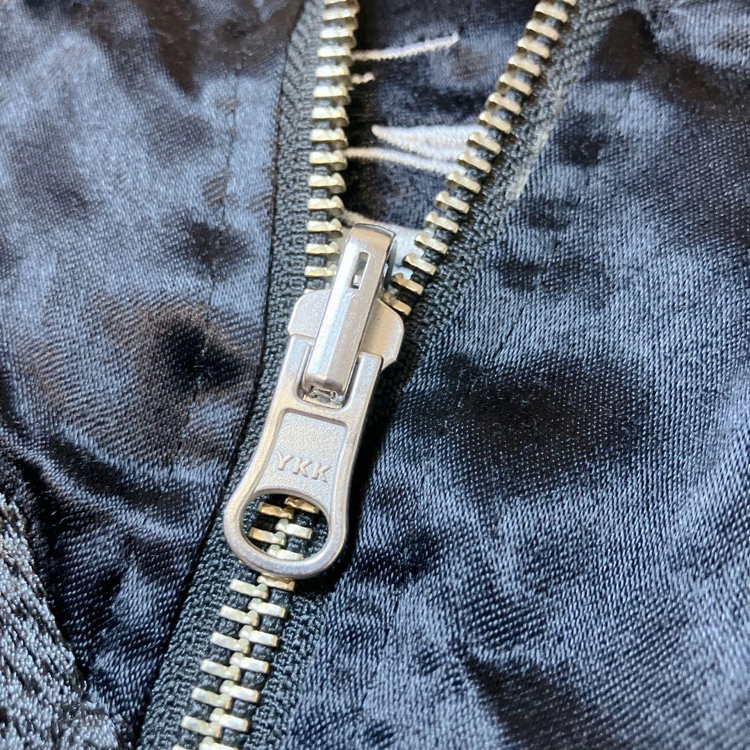 【美品】 絡繰魂 粋 獅子咆哮 スカジャン リバーシブル 刺繍 和柄 L 黒 金