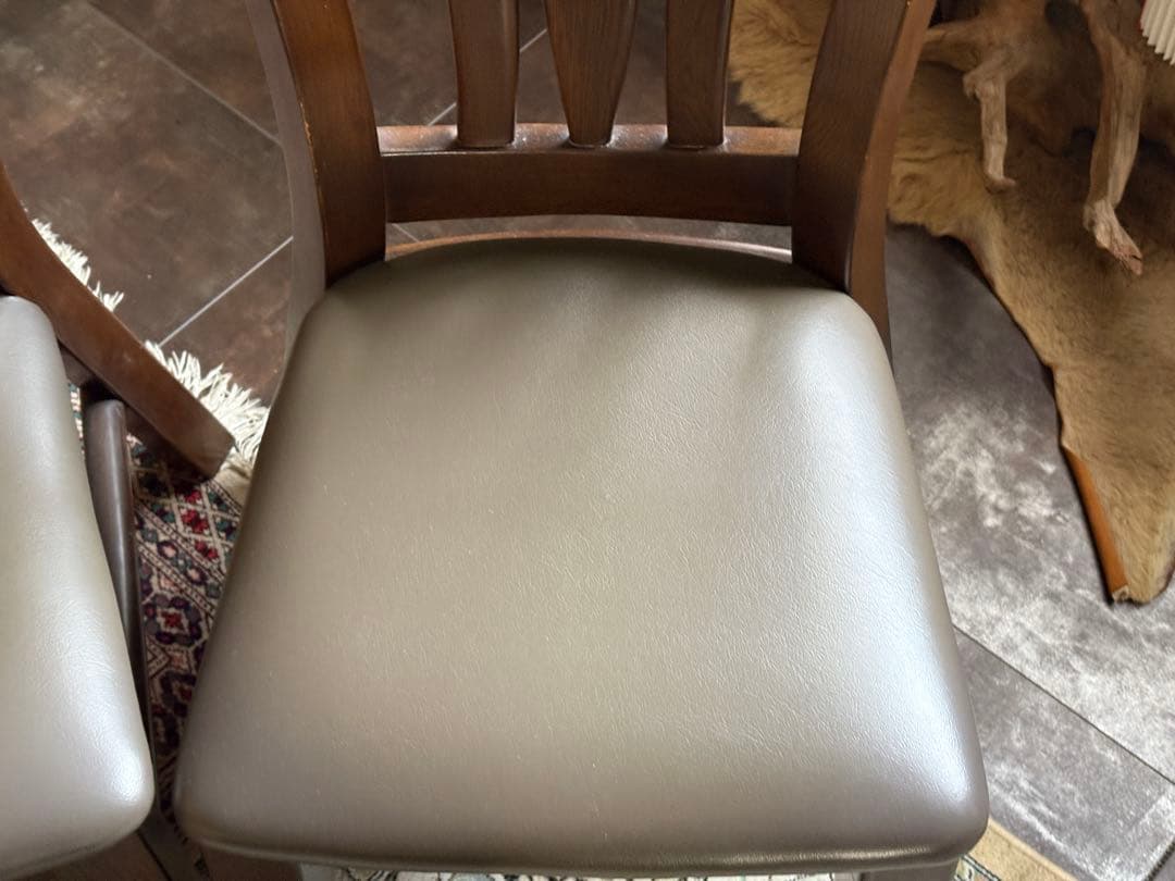 ① Hikari 　レトロ　アンティーク　ヴィンテージ　スポークチェア　　nZ