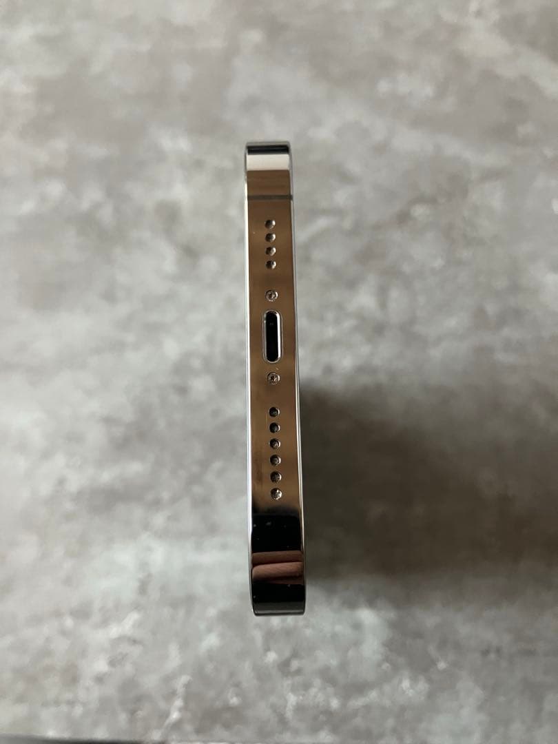 iPhone13 pro max 256gb 画面液晶割れ