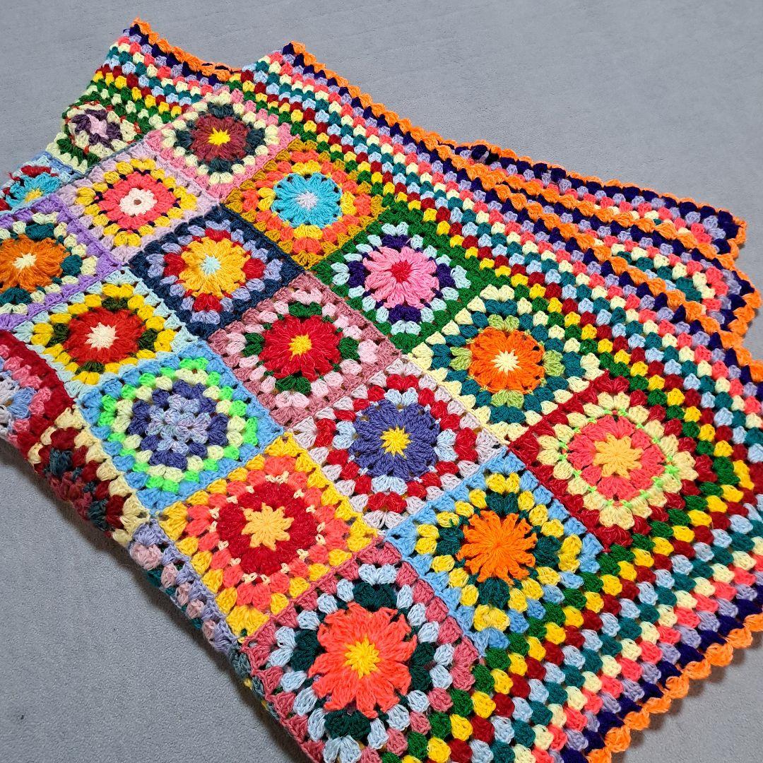 (144)カラフルなグラニースクエアブランケット★匿名発送★