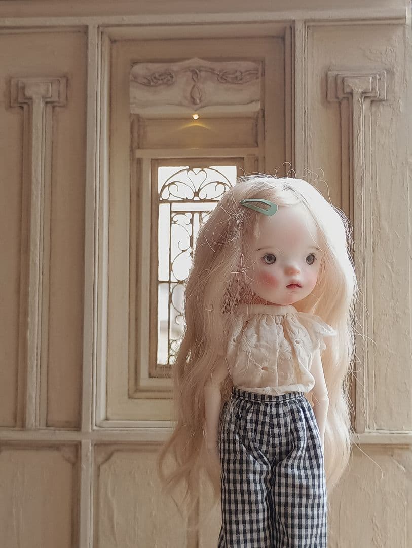 NO.99　木製 ドールハウス　背景ボード