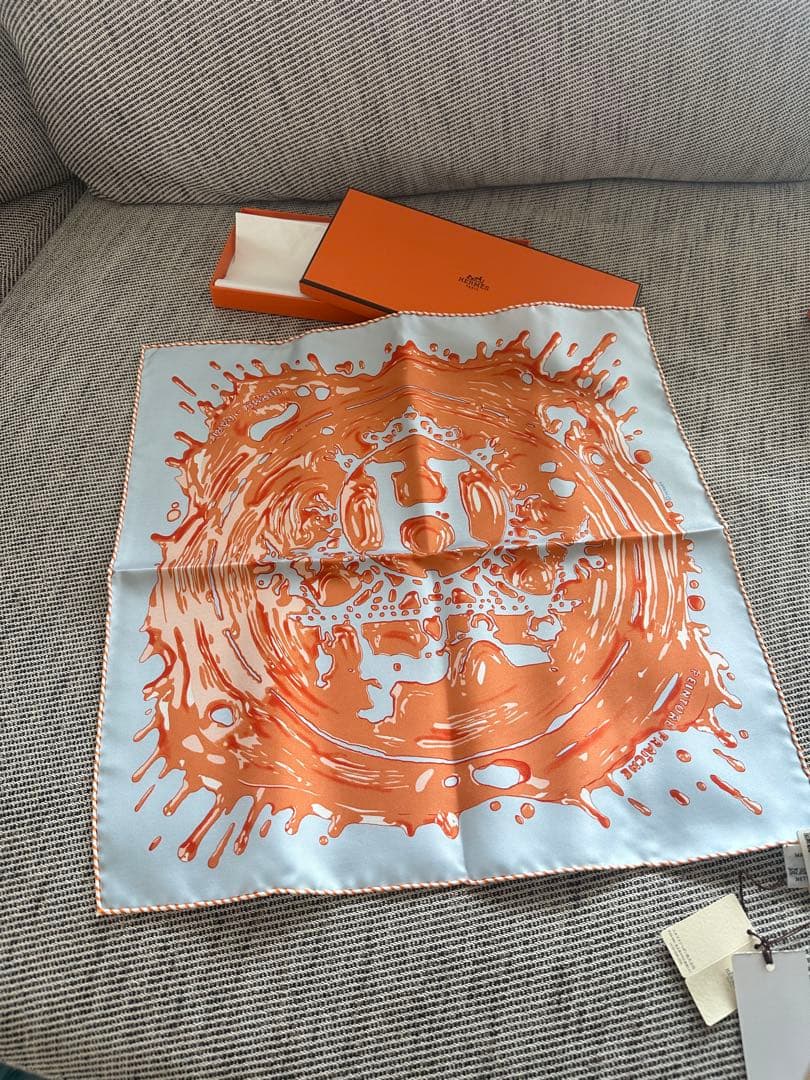 【新品未使用】正規品エルメスガヴロッシュHERMESペンキ塗りたてミニスカーフ