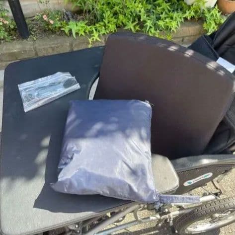 ティルト&リクライニング車椅子