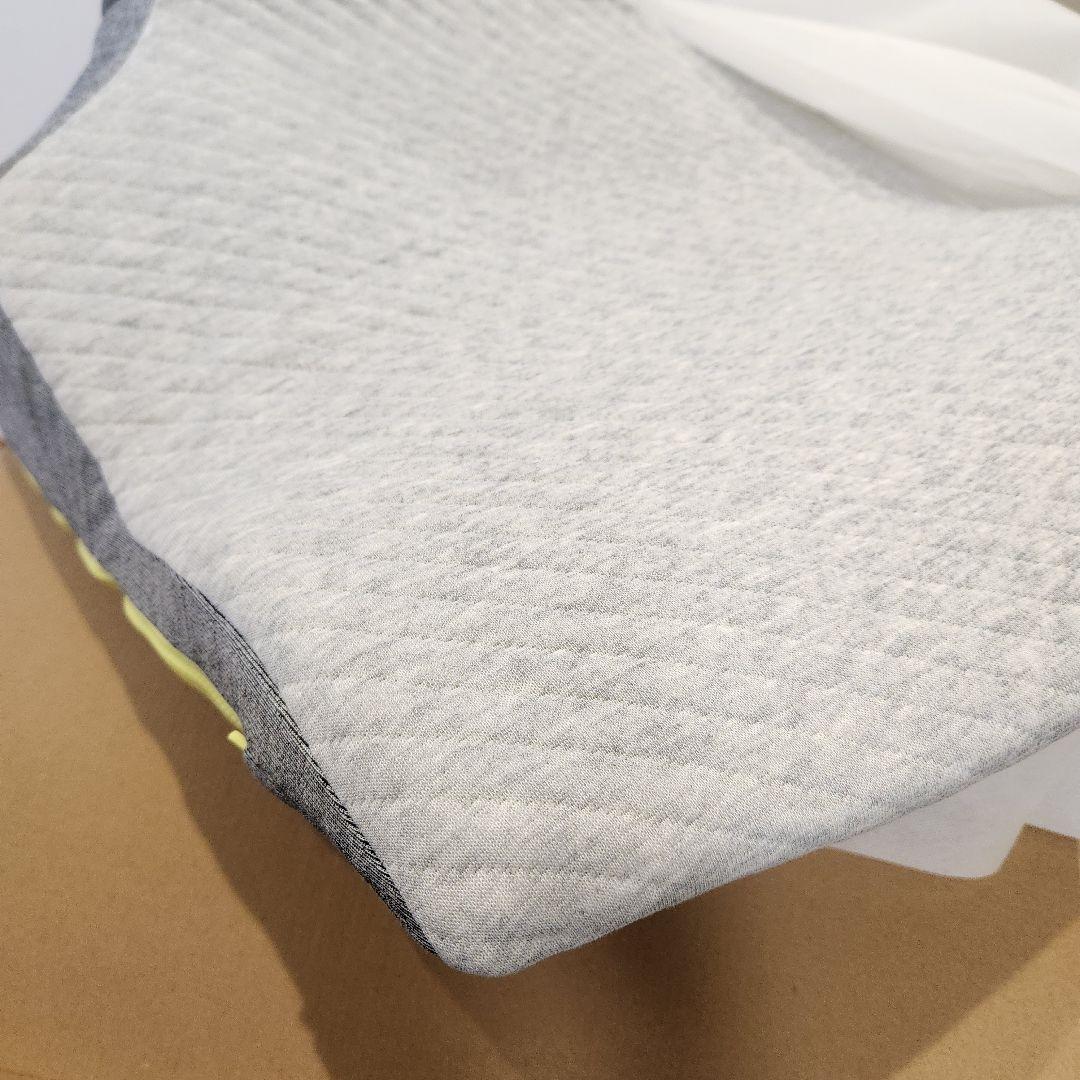 新品　西川Keeps ピロークッション　専用カバー付き　くつろぎのまくら