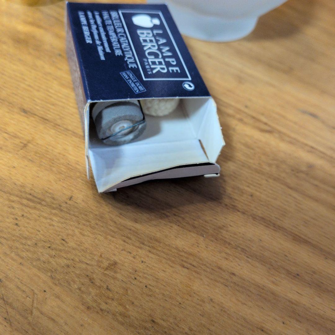 新品　ランプベルジェ アロマオイル ヒナギク　ヌートレ　サンタル　3本セット