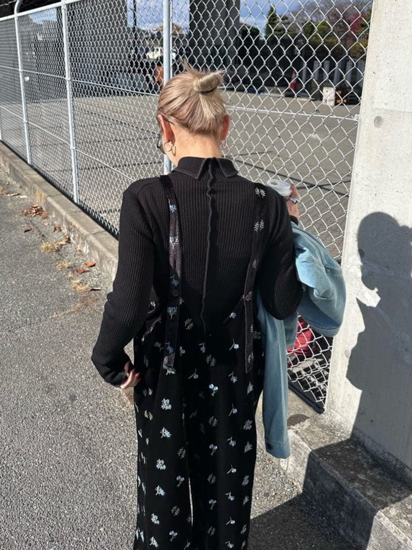 2025年S/S新作 前後2WAY花柄刺繍ベロアサロペット ブラック