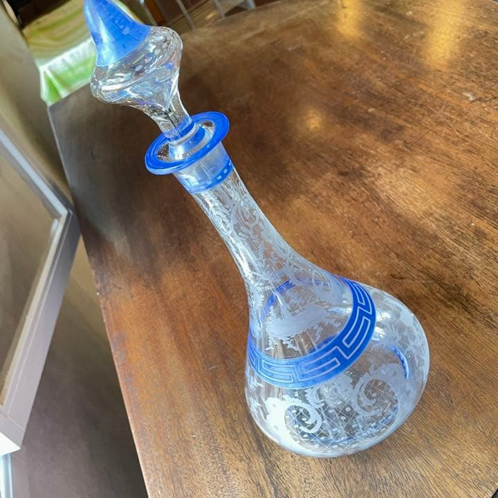 フランスアンティーク デキャンタ 青い蒔絵と鹿、鳥の柄