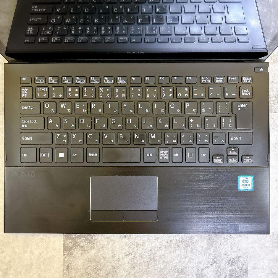 小型軽量❣ⅰ7✨メモリ16GB✨SSD512GB✨タッチパネル カメラWin11