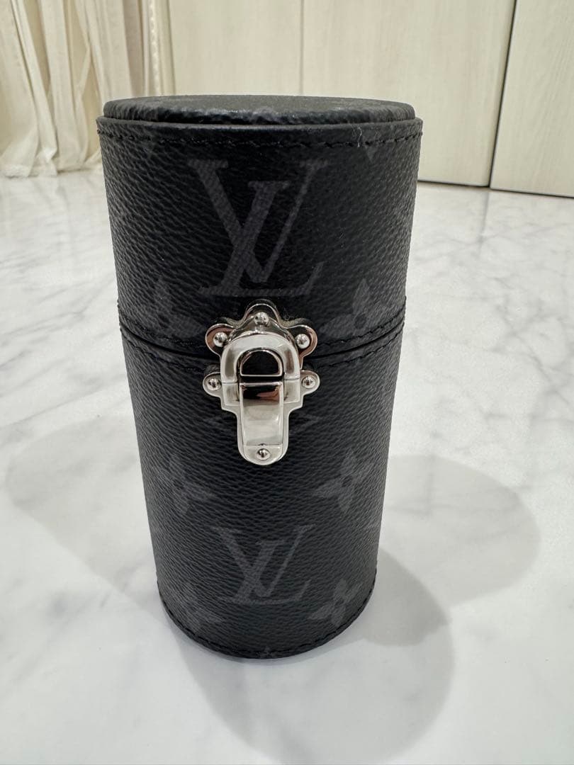 ルイヴィトン トラベルケース