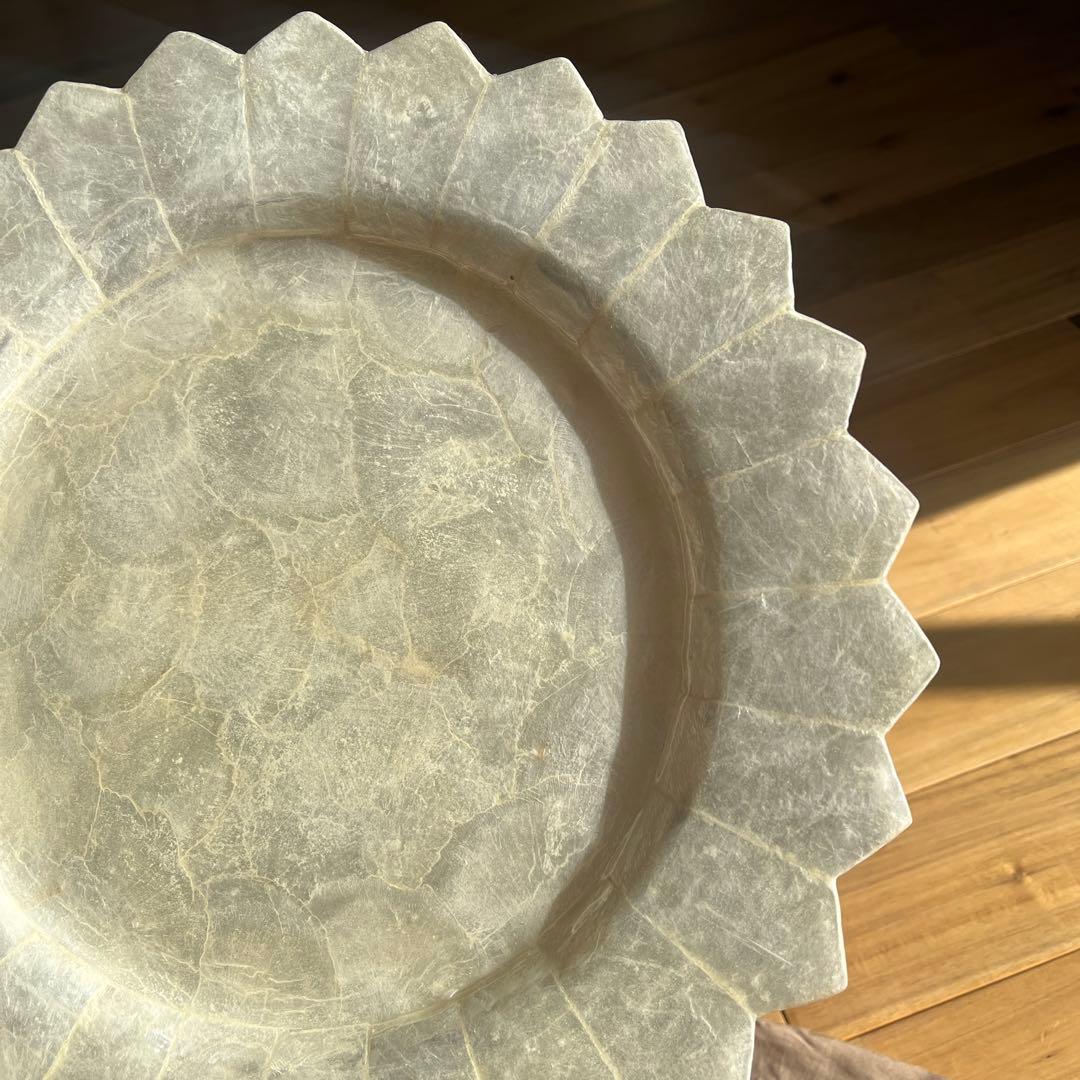 Anthropologie貝の素材の花びら型 バースデープレート 直径約32cm