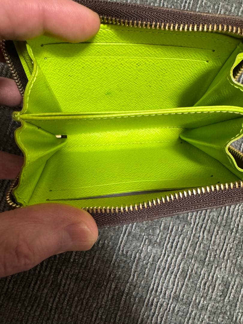 Louis Vuitton ケース グラフィティ