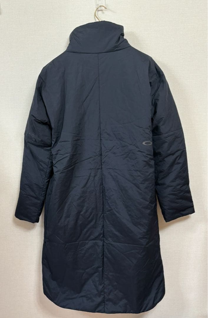 M ☆新品タグ付☆ オークリー　インサレーションコート　メンズ　ブラック