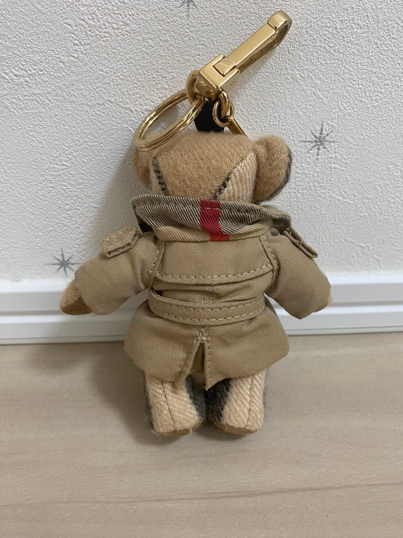 BURBERRY トレンチコートクマのぬいぐるみ キーホルダー付き