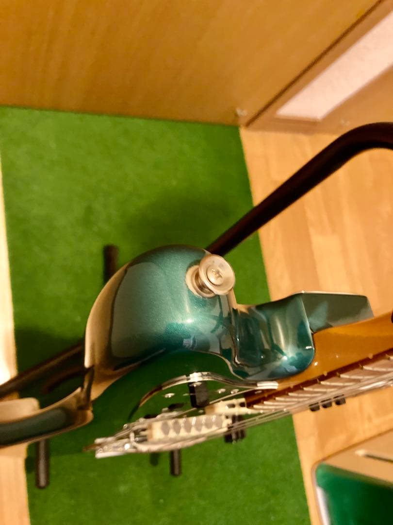 ギター Fender Vintera60s Jaguar Ocean Turquoise