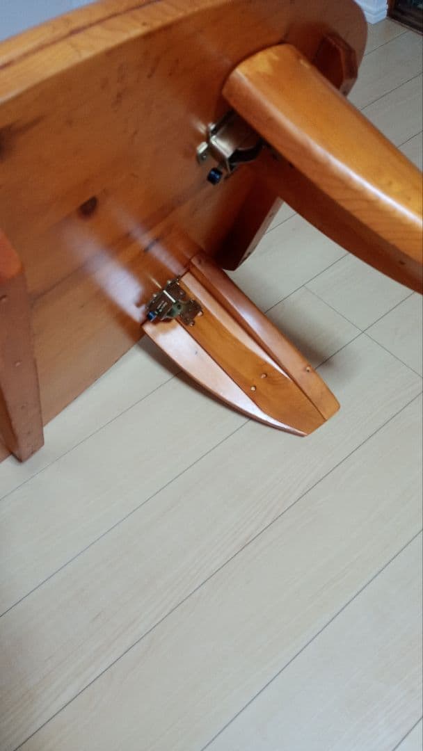 楕円形木製センターテーブル