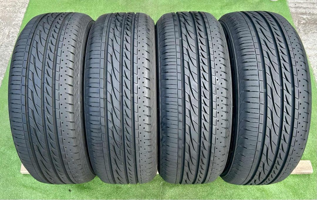 215/55 R18 BRIDGESTONE REGNOラジアルタイヤ2023年