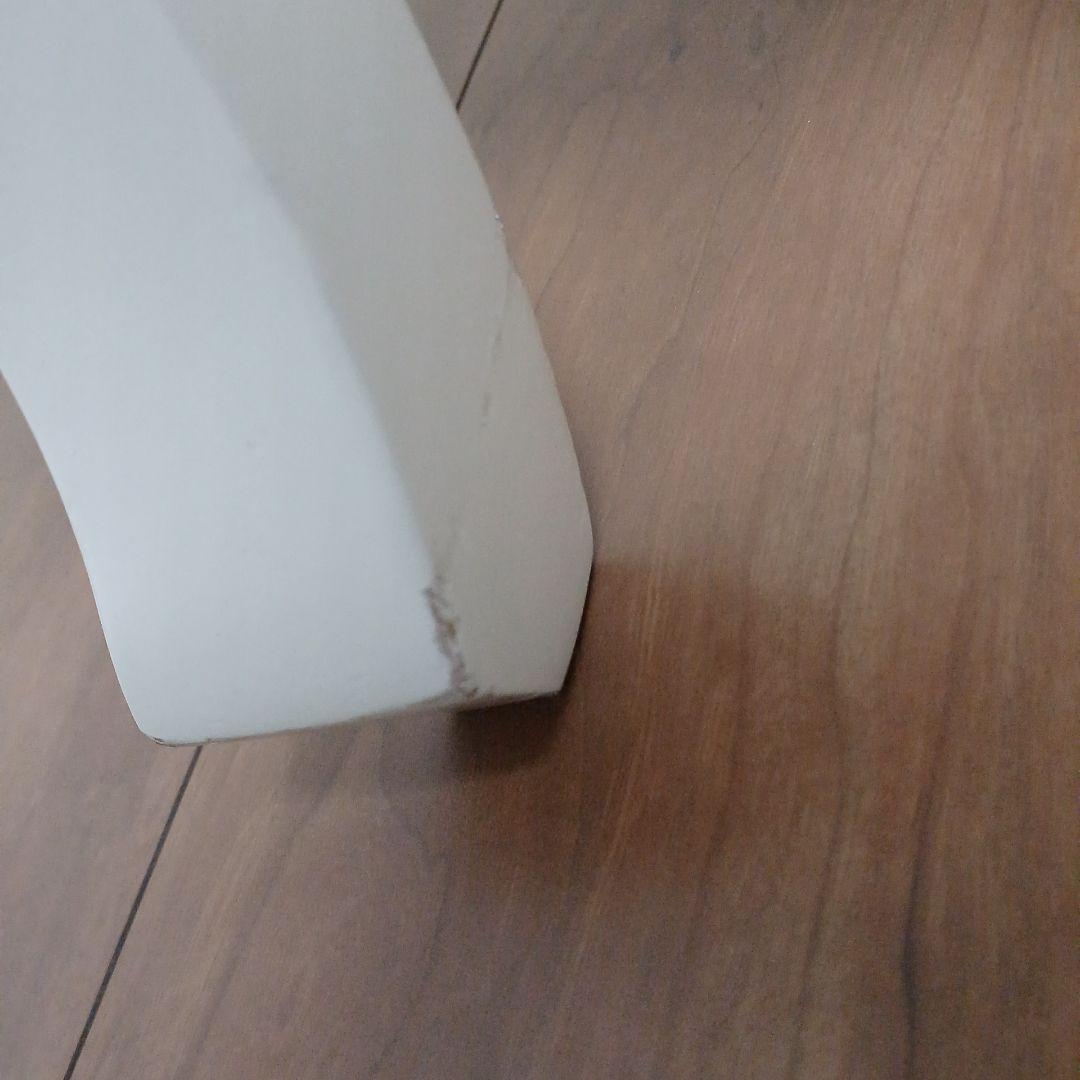 猫足テーブル　ホワイト