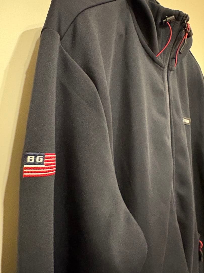 BRIEFING パーカー　3Dロゴ　フード付　ネイビー　ブリーフィング