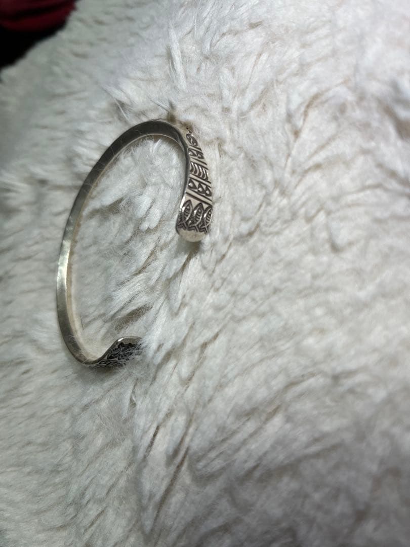 カレンシルバー　ブレスレット　　バングル