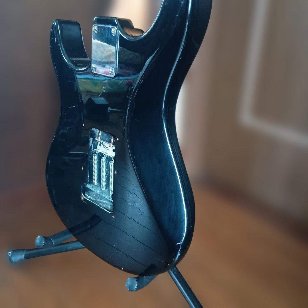 し*う様 YAMAHA EG112