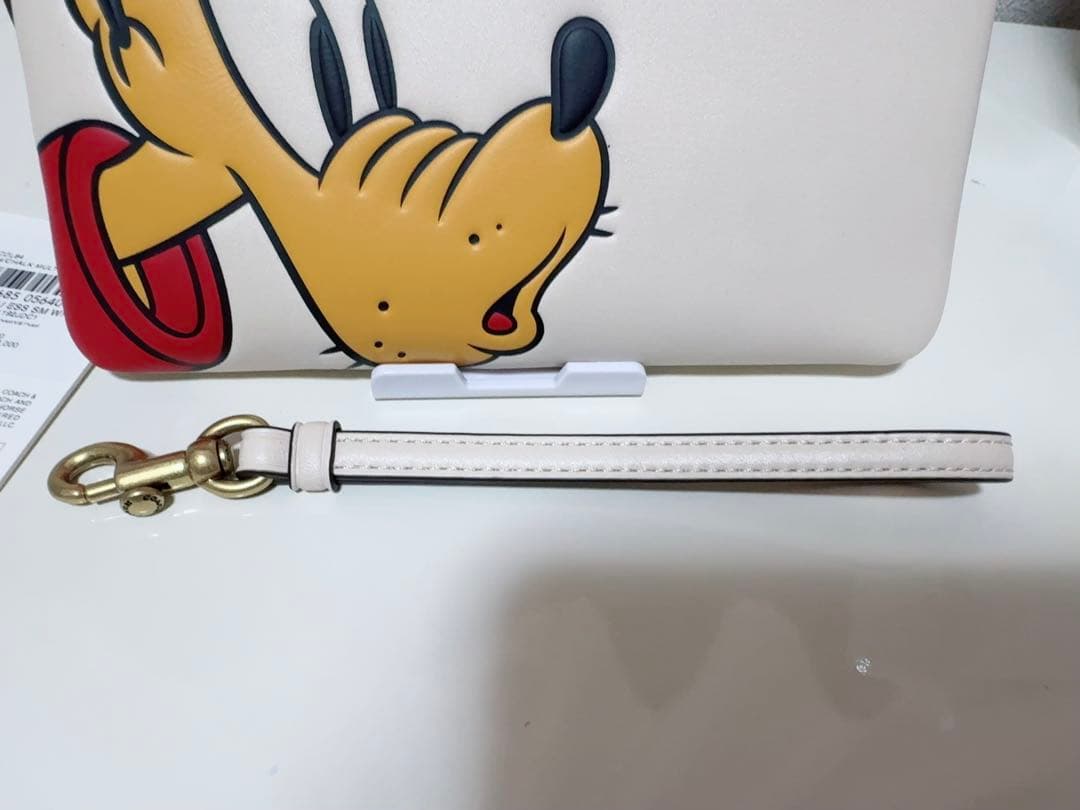 【新品・正規品】ディズニーコラボ商品 コーチ ポーチ
