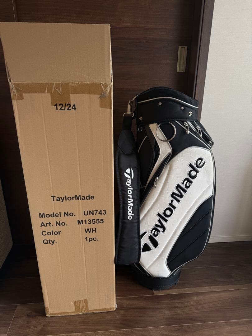 TaylorMade テーラーメイド キャディバッグ 黒/白