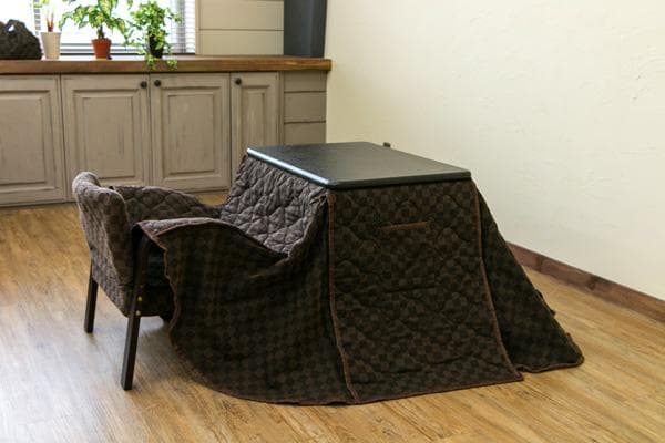 《新品・送料無料》パーソナルコタツ　掛け布団　イス　3点セット