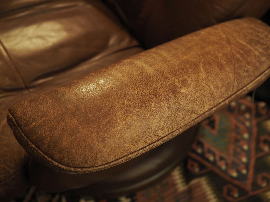 【値引中】\"France Bed\"レザーリクライニングソファ＆オットマン