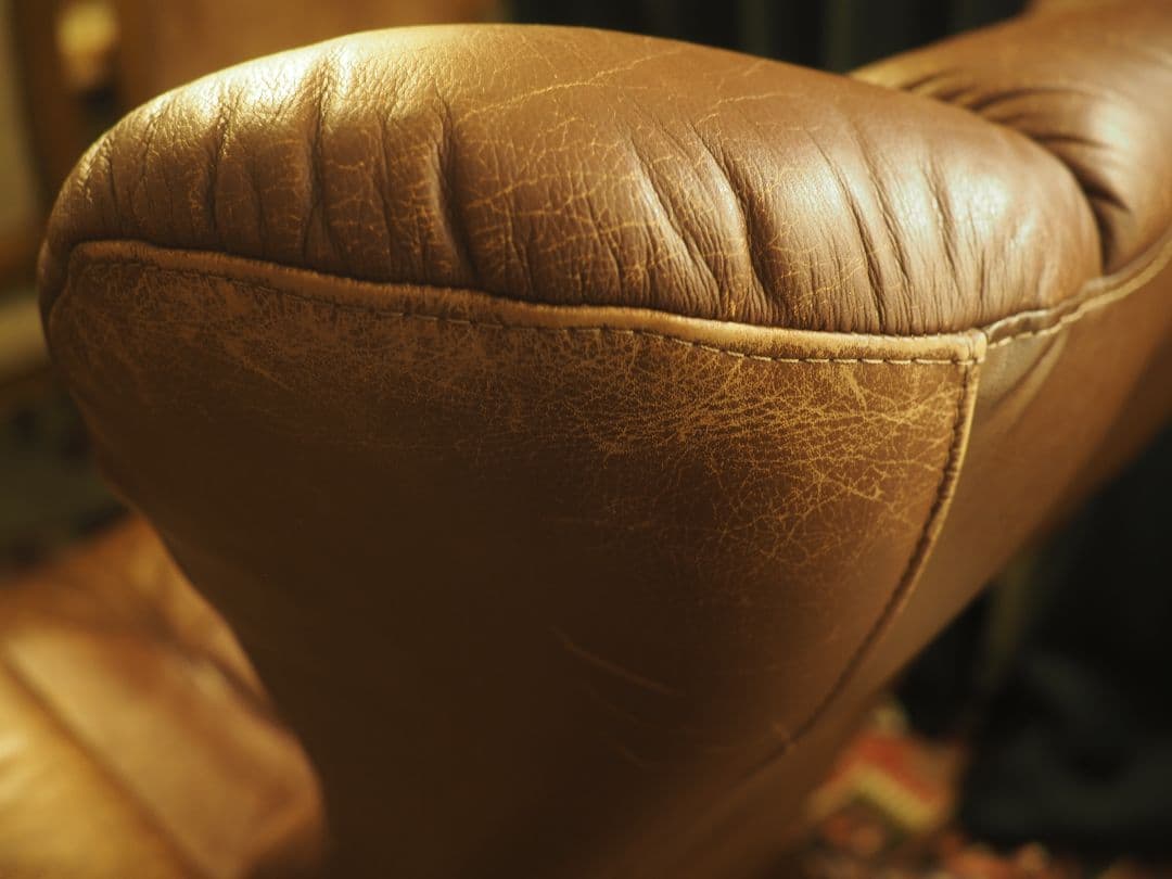 【値引中】\"France Bed\"レザーリクライニングソファ＆オットマン