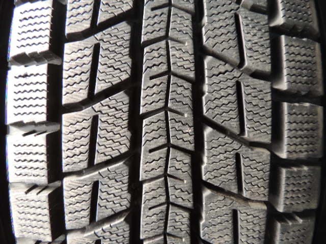 E290 225/65R17 ダンロップ ウインターマックス SJ8 4本