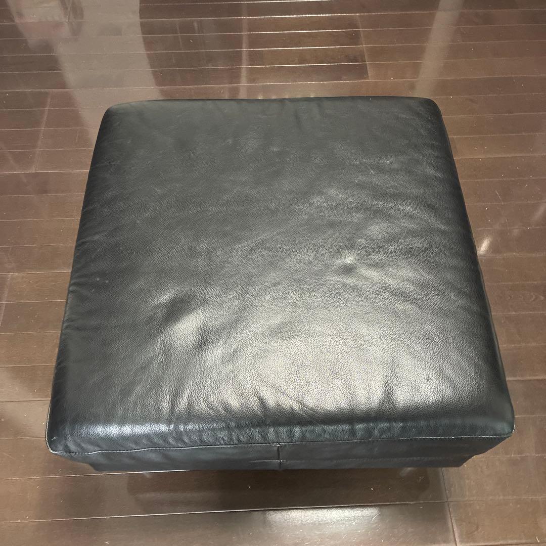 無印良品　オットマン　本革　使用品