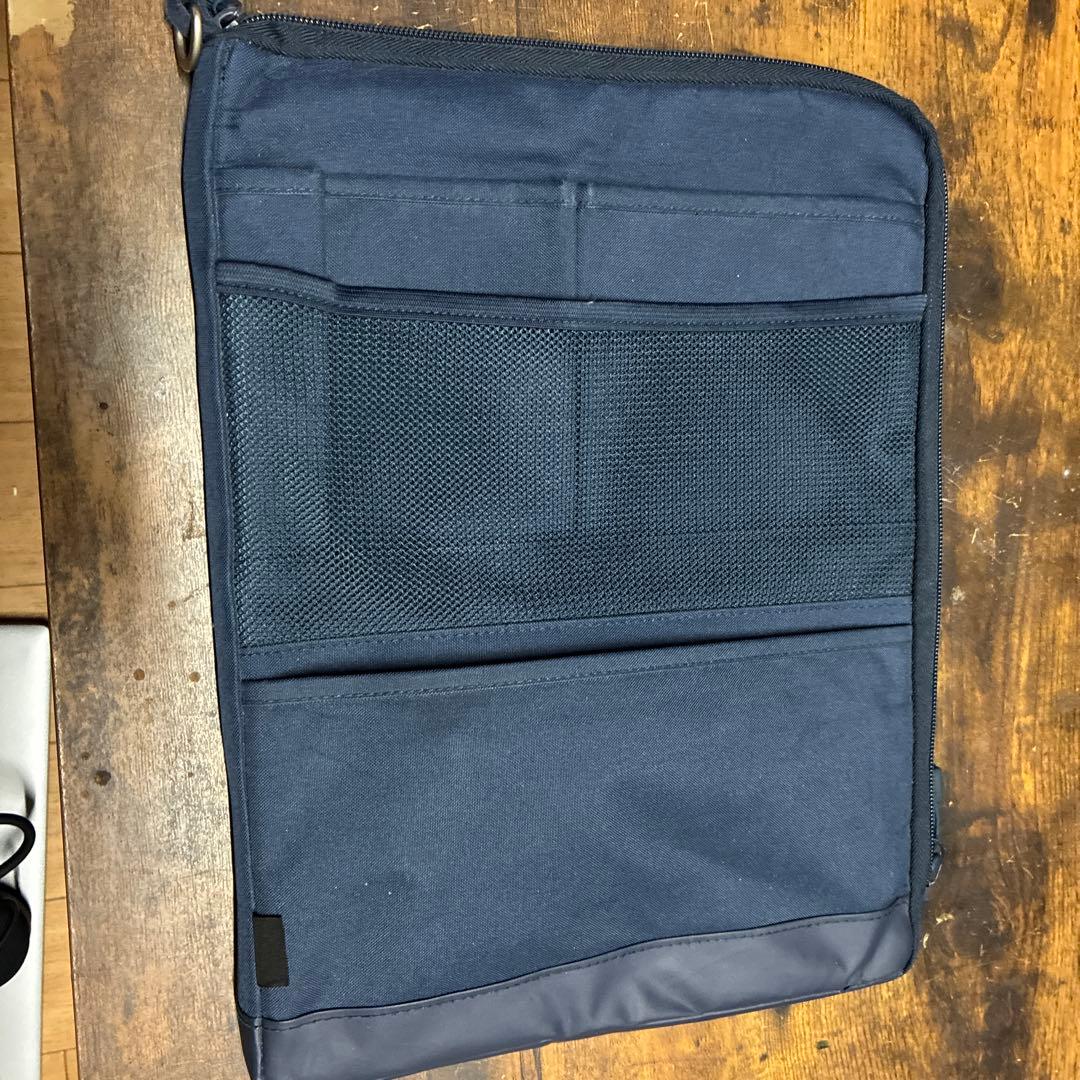 MacBook本体 MacBook Air 11 2015 i5/8GB/128GB