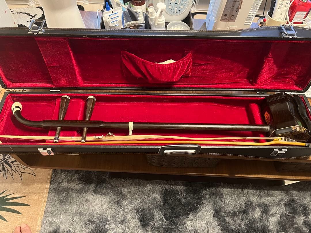 二胡 敦煌牌 上海民族楽器 胡弓 南胡 弦楽器 ハードケース付 中国