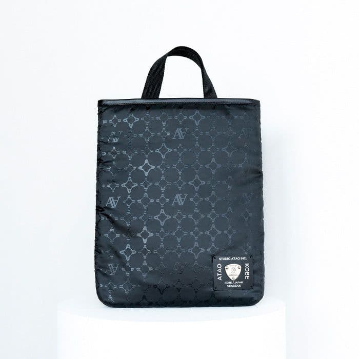 アタオ無駄なものを削ぎ落としたATAOの超軽量PCケース　ブラック