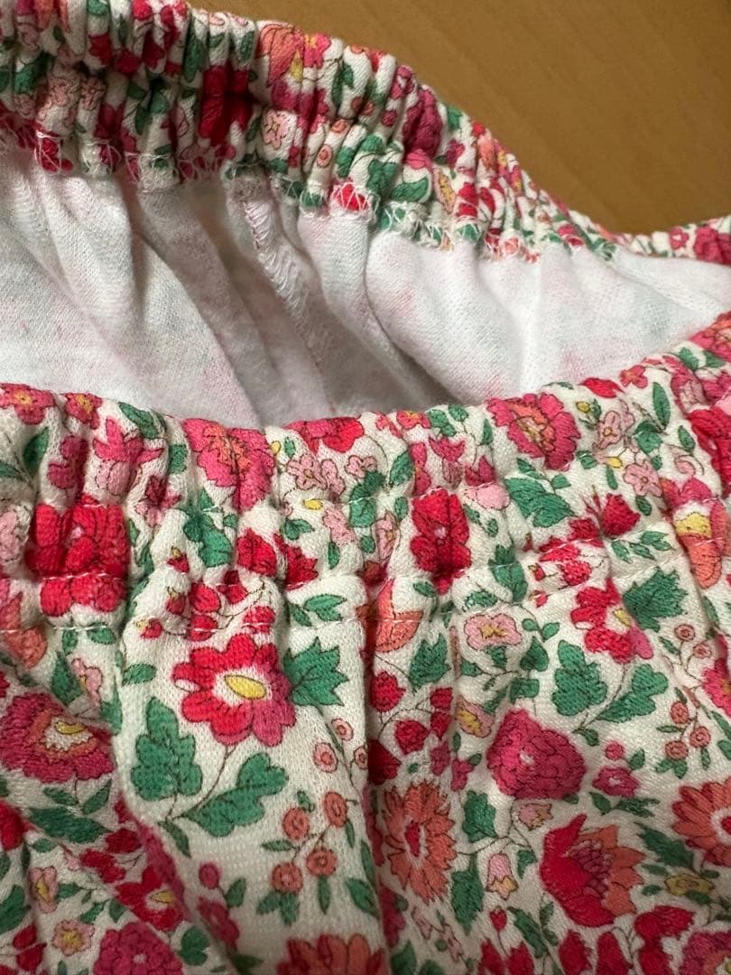 新品　リバティ　LPサイズ中わた入り　長袖　パジャマ　秋冬用　お値下げ⭐︎