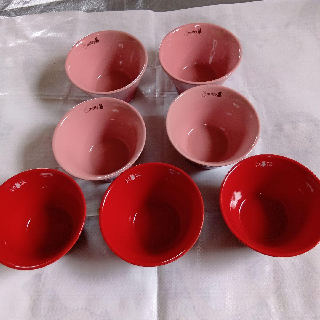 ダイドードリンコ限定　ル•クルーゼ「ミッフィーデザインネオボールM」7個セット