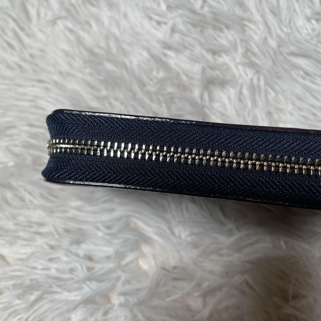 未使用　CYPRIS ラウンドファスナー　長財布　レザー　濃紺　ヌメ革