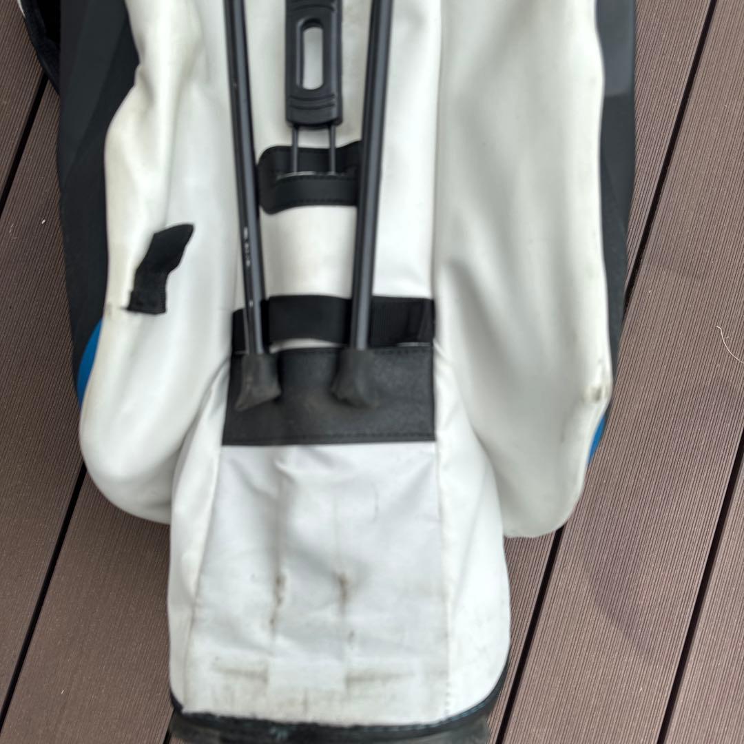 TaylorMade SIM2 キャディバッグ 自立式