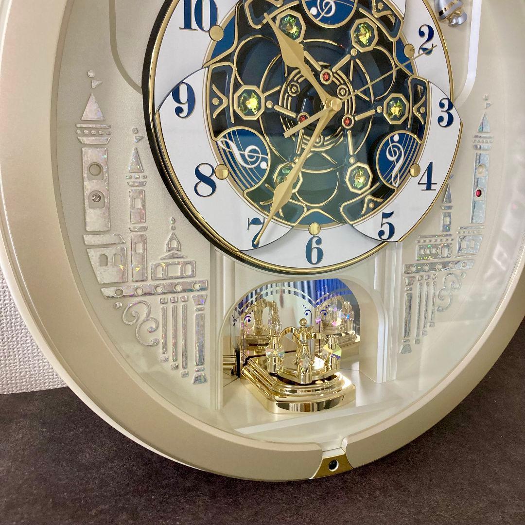 SEIKO オーバル型掛け時計（カラクリ時計）