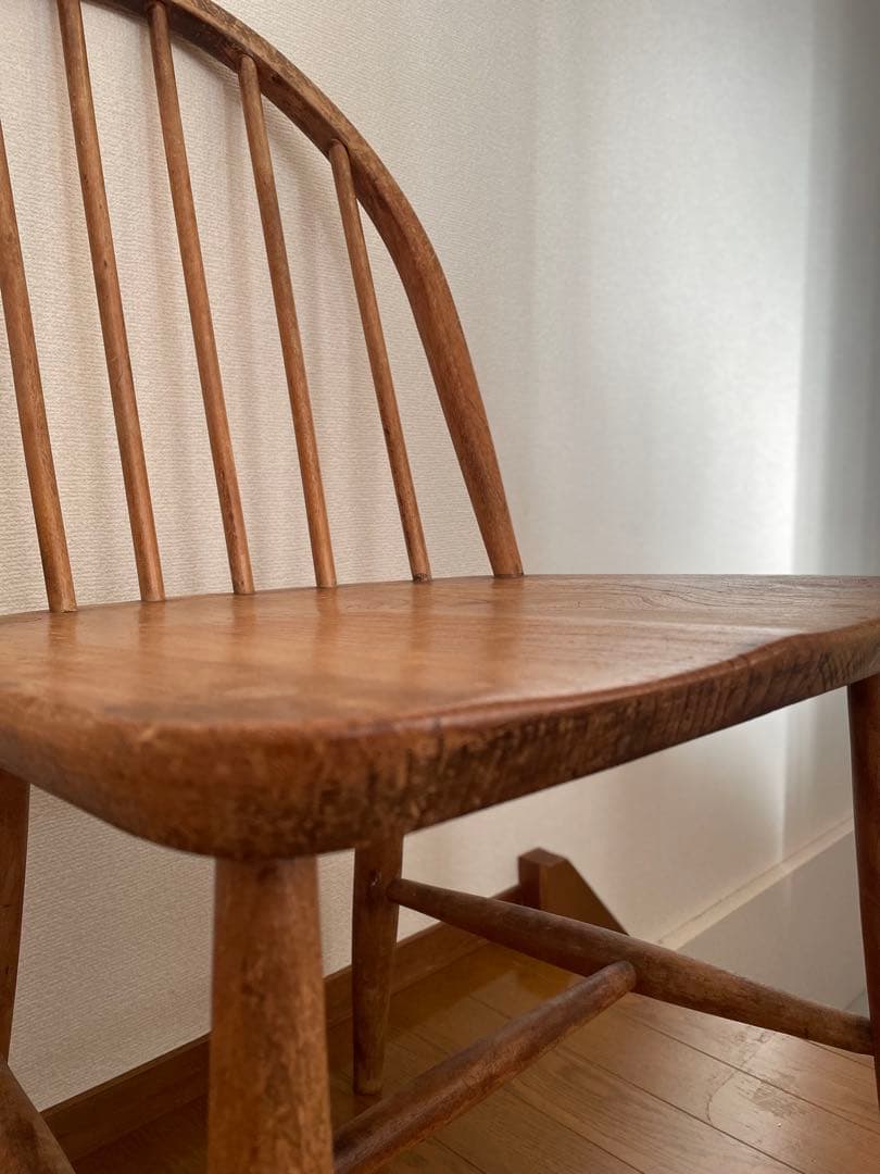 アンティークチェア　古いもの