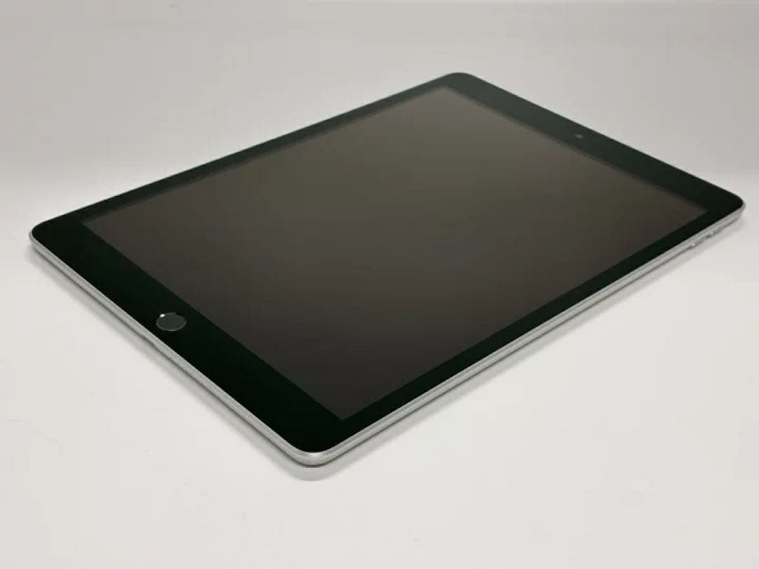 Apple iPad 10.9インチ シルバー 本体