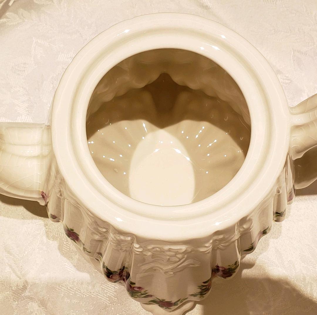 ロイヤルアルバート カーデュー  ポット 大 オールドカントリーローズ