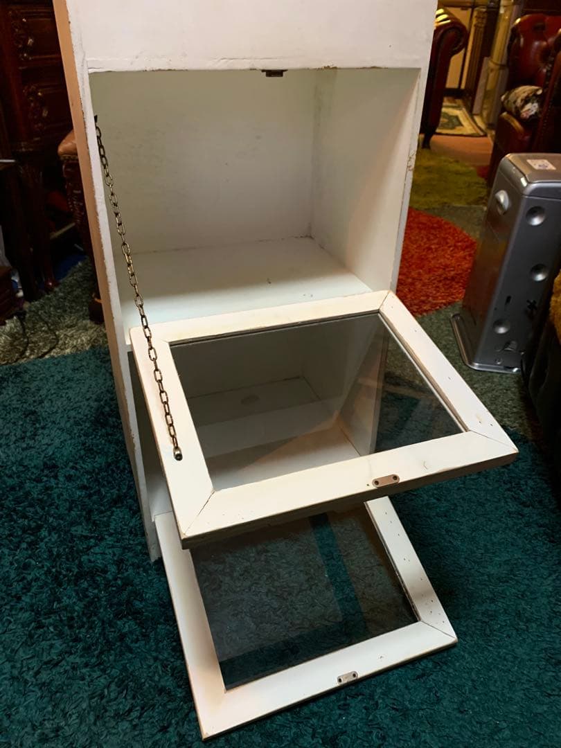 アンティークシャビーシックキャビネット