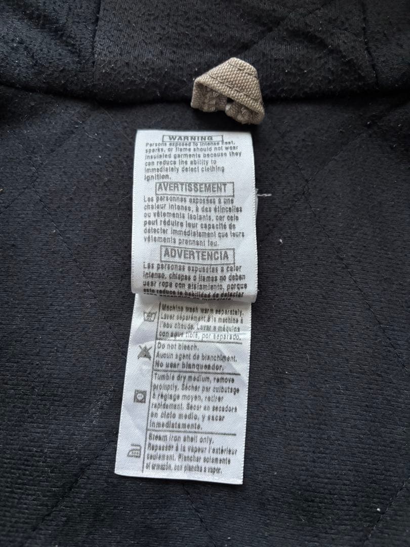 カーハート　アクティブジャケット　レアカラー　Lサイズ　J130 MUS