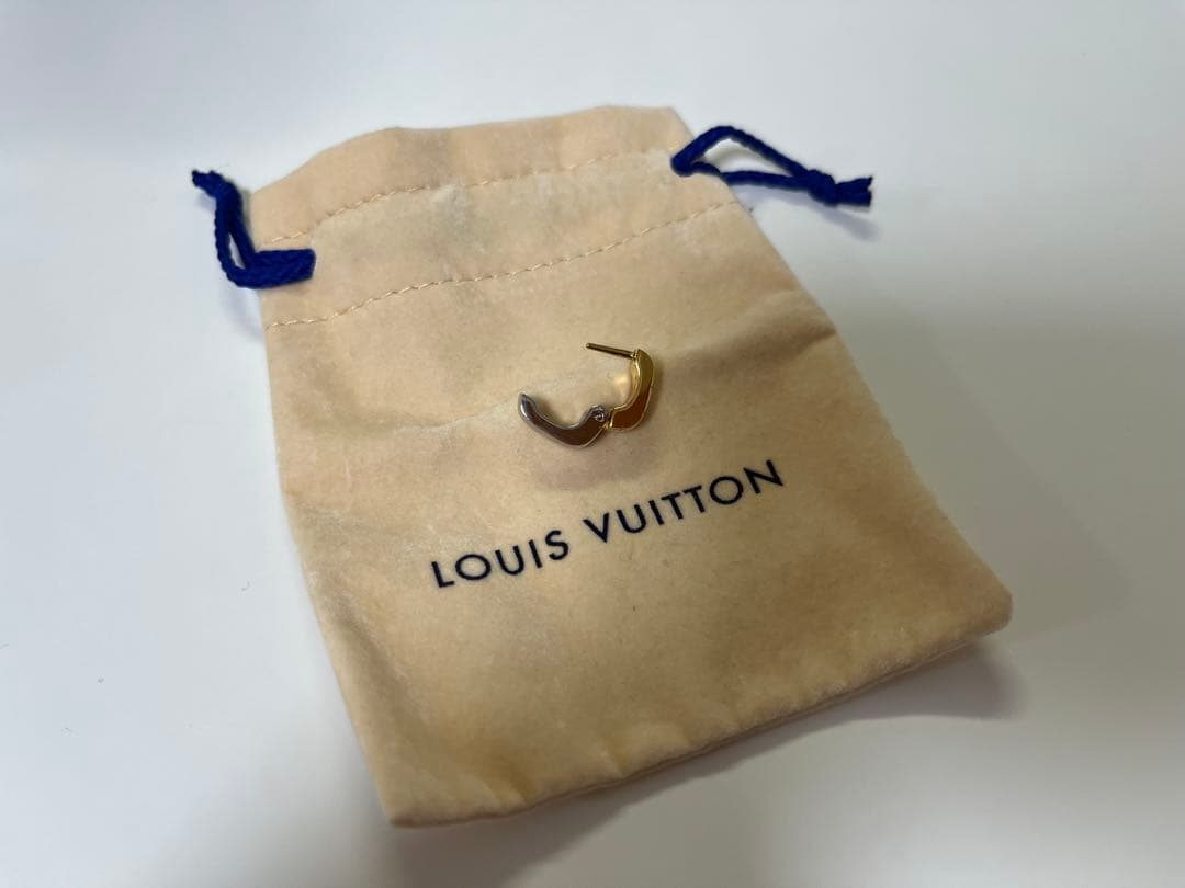 Louis Vuitton フープピアス　片耳