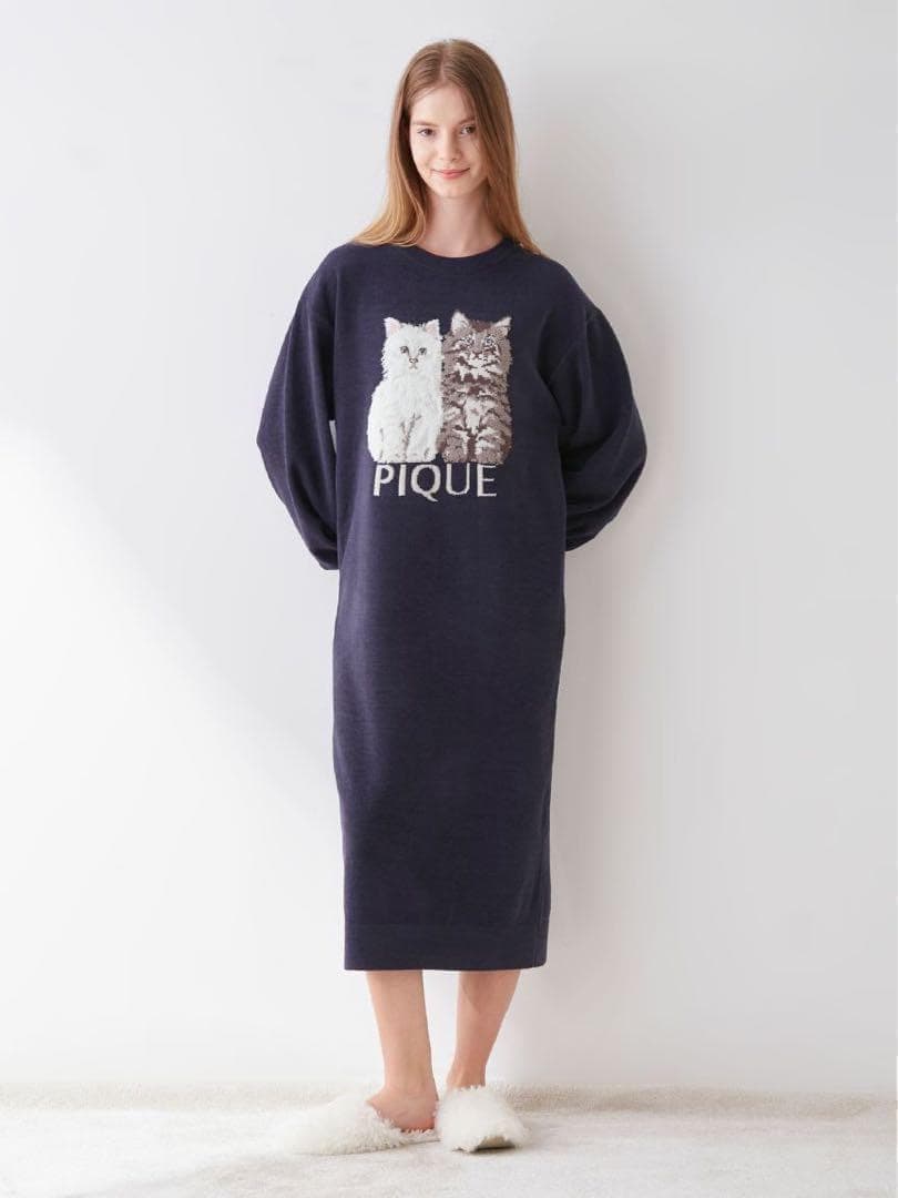 新品未使用 ジェラートピケ ツインキャットジャガードワンピース ネイビー