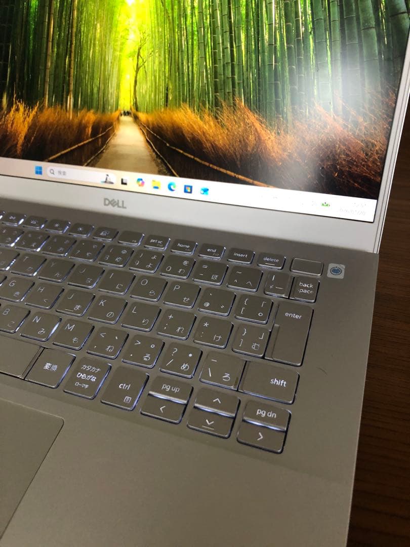 DELL InspironP130G office2021付 i5-1035 ②