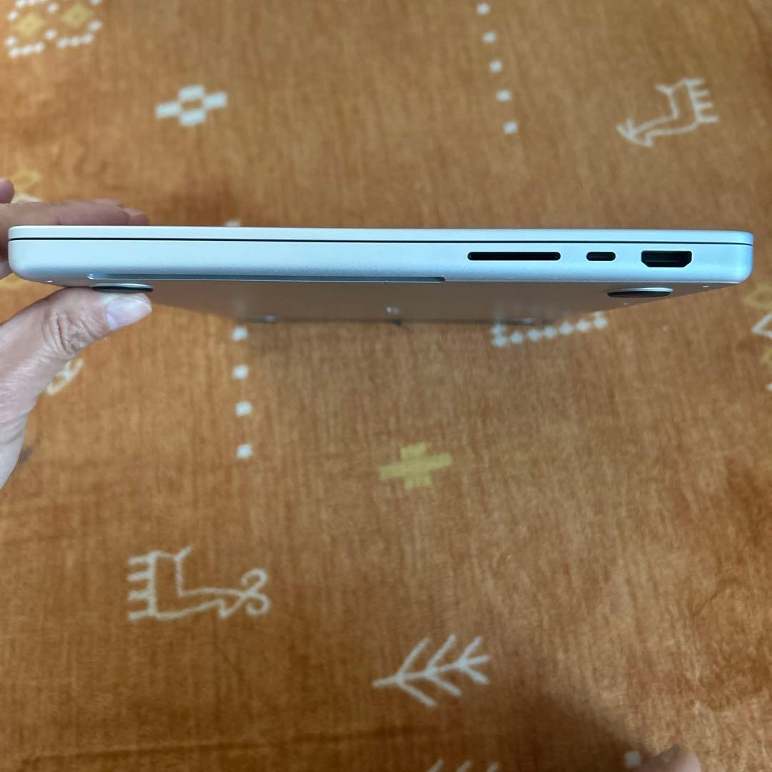 美品MacBook Pro 14㌅ M1 16GB 1TB 16core2021