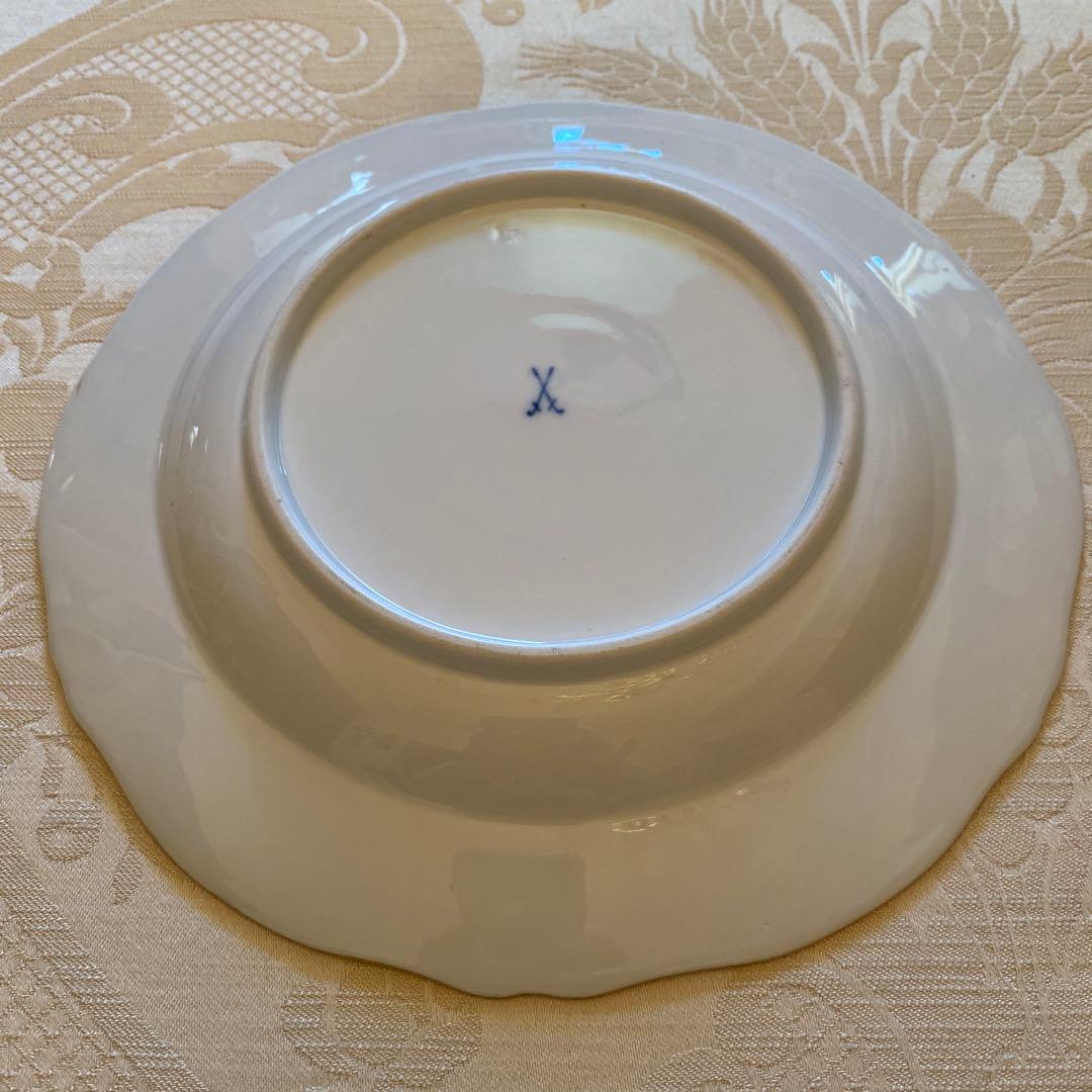 【古マイセン】金彩 花絵皿「ノイマルセイユ／フラワーブーケと昆虫」2枚